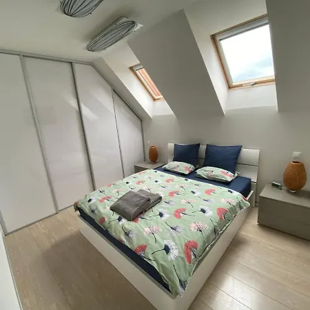 Zajko Apartman Lipótszentmiklós